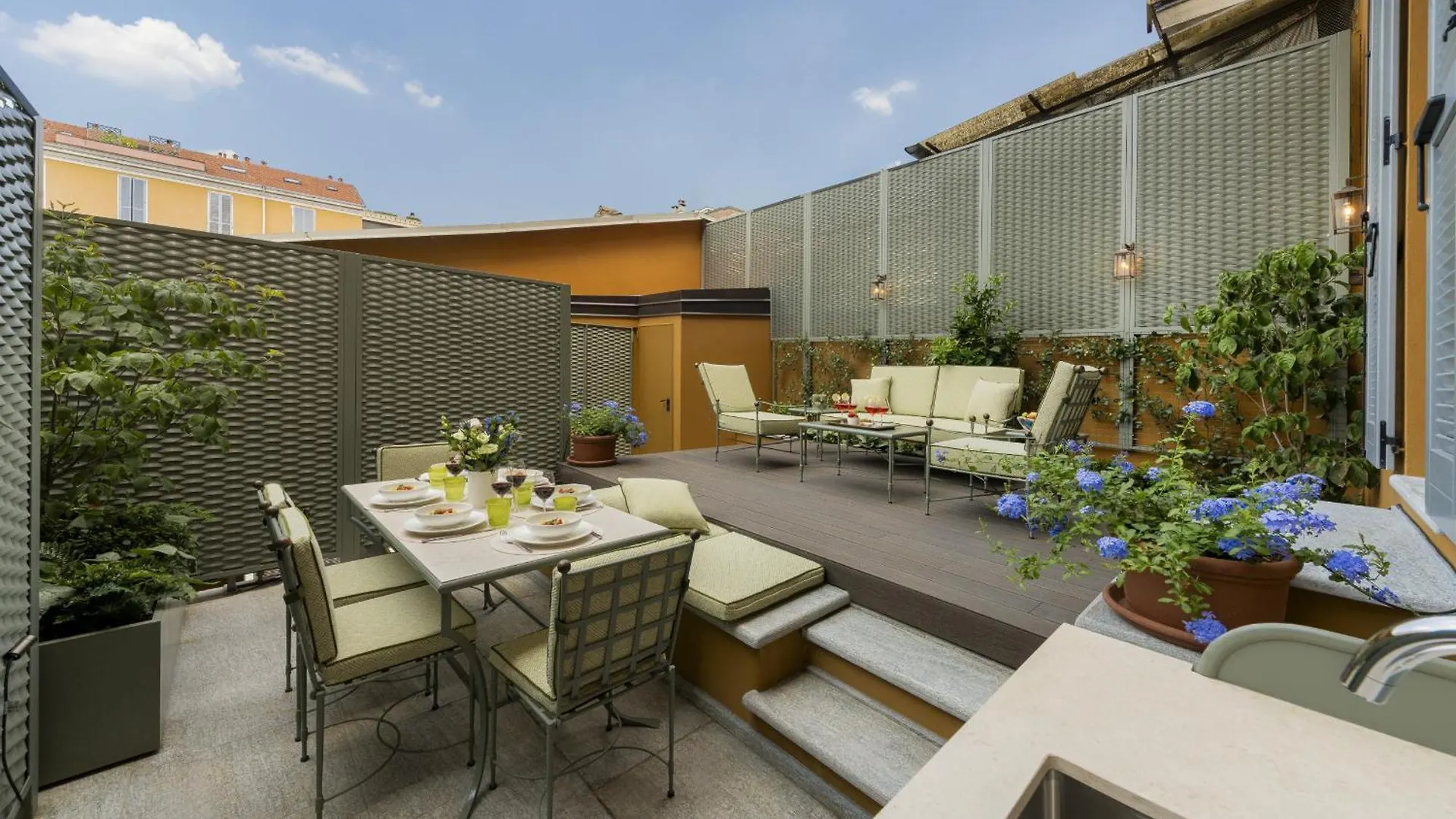 La Zafferana Milano With Terrace Apartment