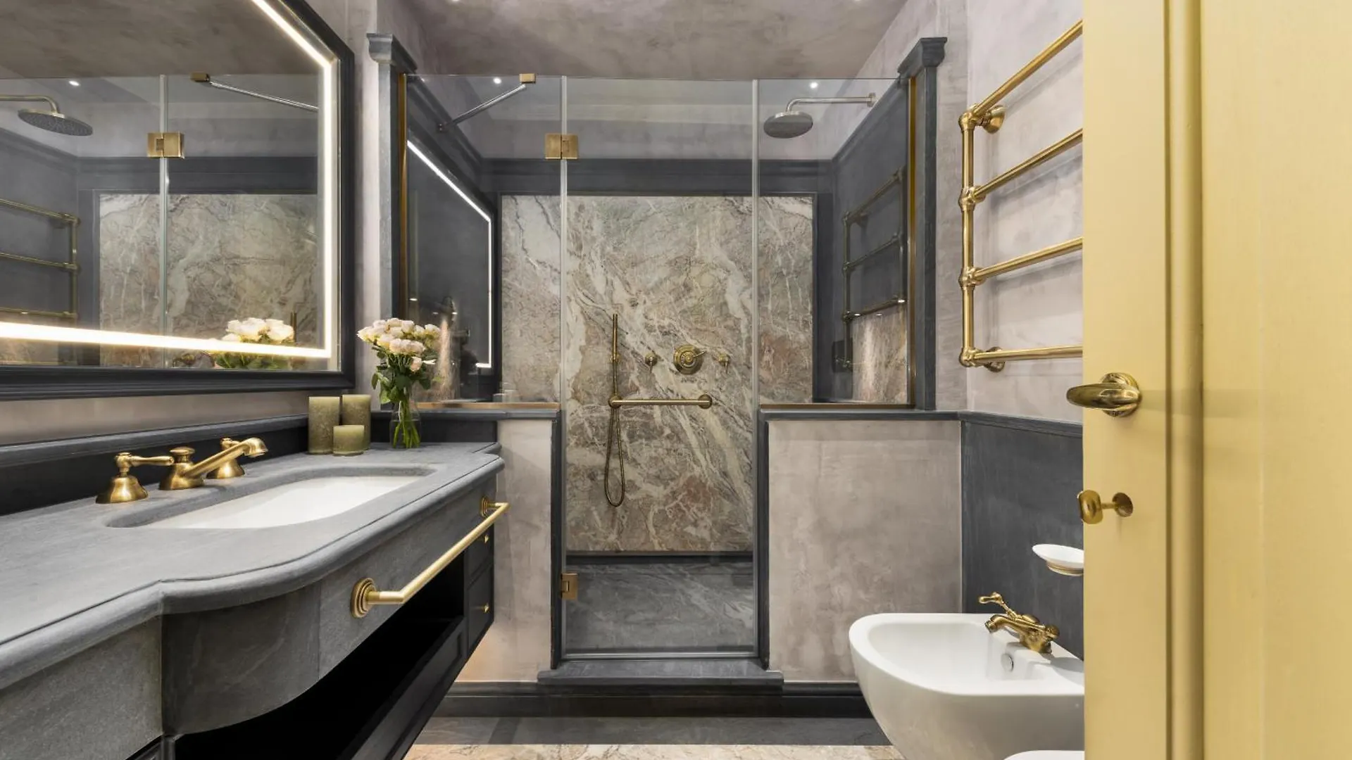 La Zafferana Milano With Terrace Apartment Italy