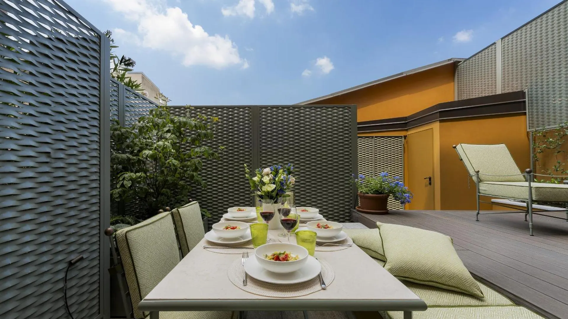 La Zafferana Milano With Terrace Apartment 0*, Milan Italy