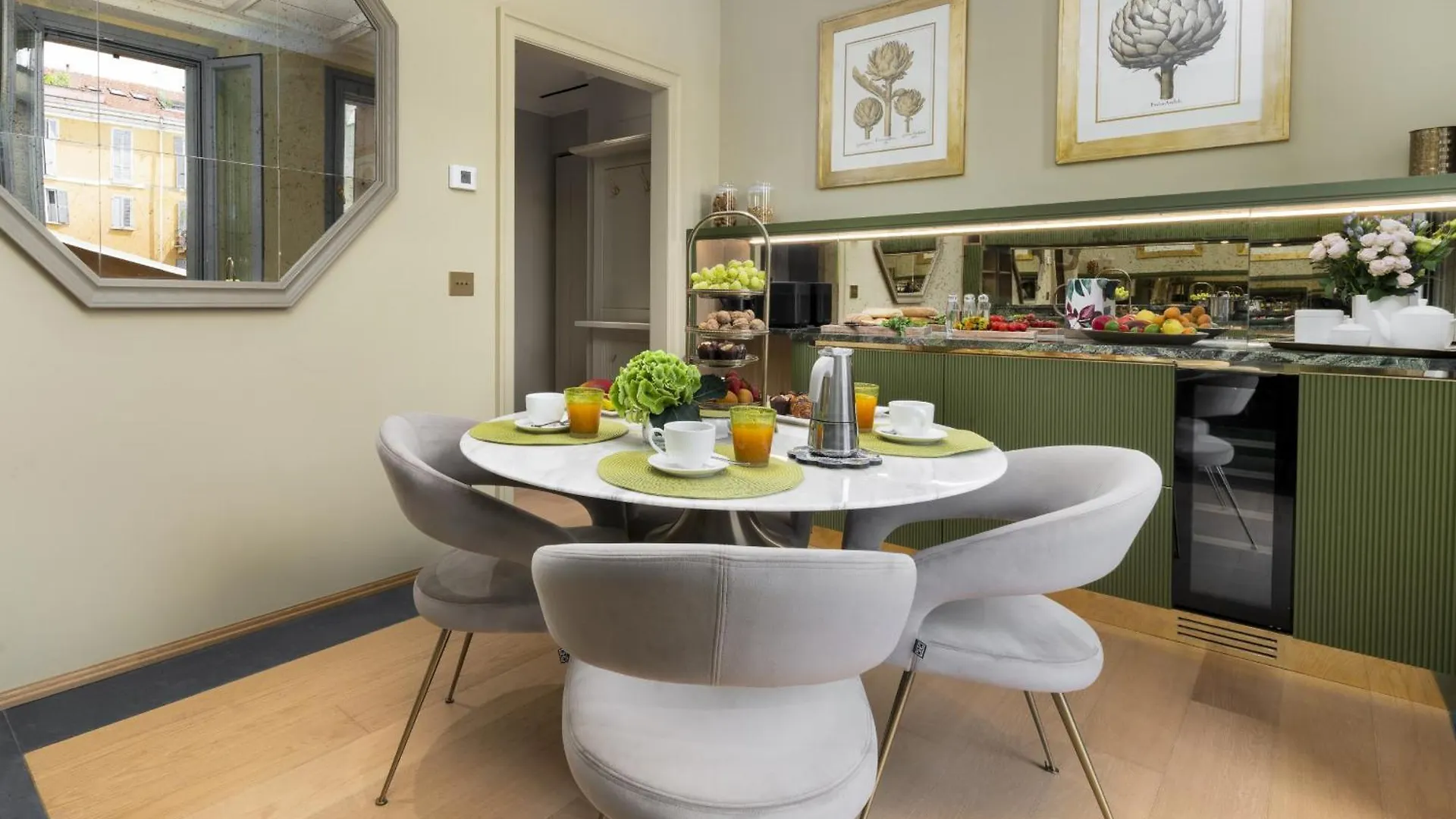 La Zafferana Milano With Terrace Apartment